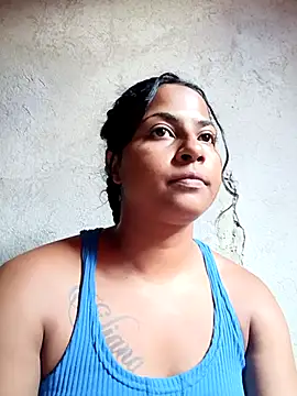 Snapshot of Giselabrunette25 chatting on 1, 11, 2025 Giselabrunette25 online show from 1, 11, 2025