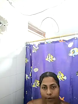 Snapshot of Giselabrunette25 chatting on 6, 11, 2025 Giselabrunette25 online show from 6, 11, 2025