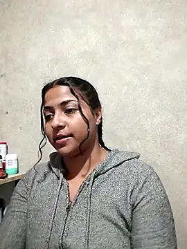 Snapshot of Giselabrunette25 chatting on 22, 11, 2025 Giselabrunette25 online show from 22, 11, 2025