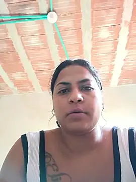 Snapshot of Giselabrunette25 chatting on 29, 11, 2025 Giselabrunette25 online show from 29, 11, 2025