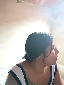 Snapshot of Giselabrunette25 chatting on 30, 11, 2025 Giselabrunette25 online show from 30, 11, 2025