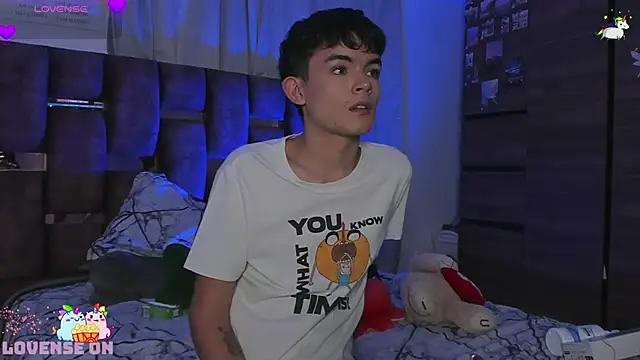 Angelo 018 online show from 18, 1, 2025