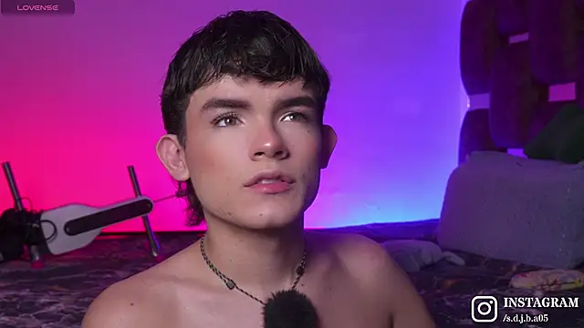 Angelo 018 online show from 8, 11, 2025