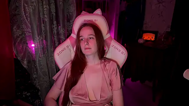 Snapshot of pearl_princess_ chatting on 28, 11, 2025 pearl princess online show from 28, 11, 2025