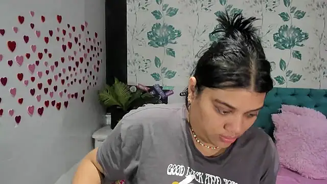 LindaBreeS online show from 15, 2, 2025