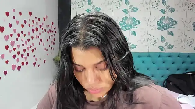 LindaBreeS online show from 5, 3, 2025