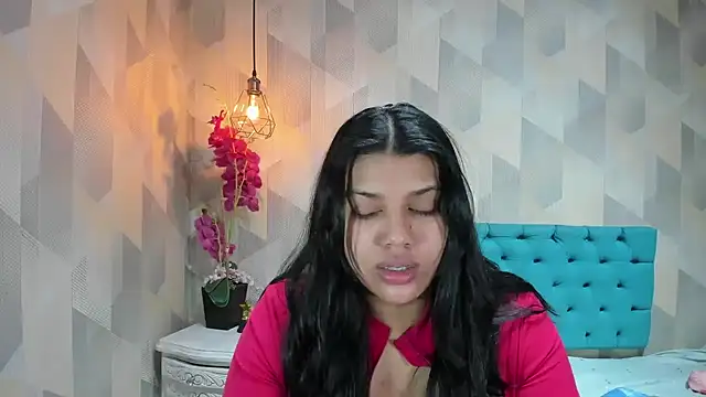 Snapshot of LindaBreeS chatting on 9, 7, 2026 LindaBreeS online show from 9, 7, 2026
