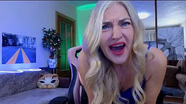 Snapshot of amelia_blondy chatting on 21, 12, 2024 amelia blondy online show from 21, 12, 2024