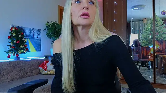 Snapshot of amelia_blondy chatting on 5, 1, 2025 amelia blondy online show from 5, 1, 2025