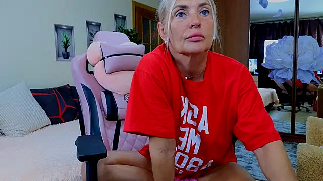 Snapshot of amelia_blondy chatting on 16, 9, 2025 amelia blondy online show from 16, 9, 2025