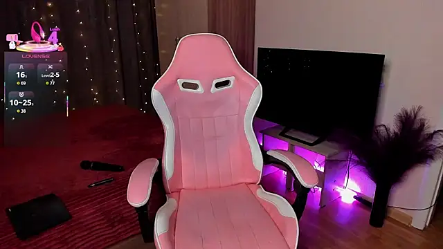 Jane Paws online show from 11, 11, 2025