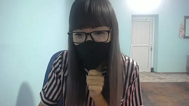 elllaaxx online show from 13, 9, 2025