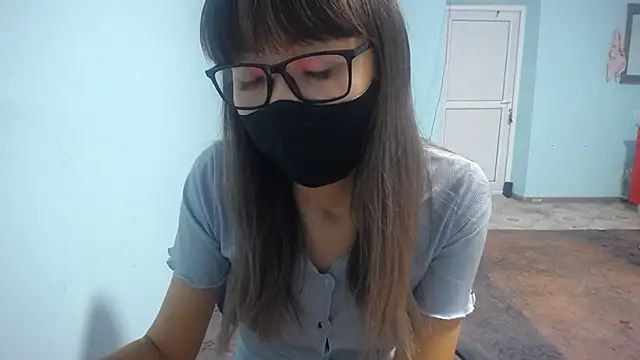 elllaaxx online show from 1, 10, 2025