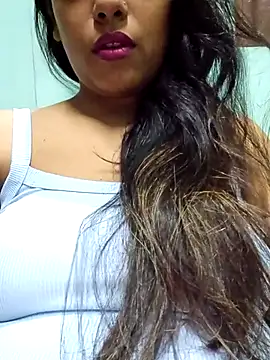 sexyindi couple online show from 5, 5, 2026
