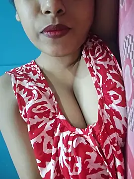 Snapshot of sexyindi_couple chatting on 4, 7, 2026 sexyindi couple online show from 4, 7, 2026