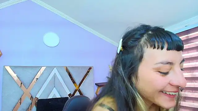 Naughty Kittenm online show from 4, 10, 2025