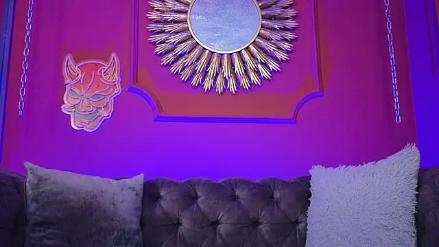 Snapshot of Julieta_Russell chatting on 10, 1, 2026 Julieta Russell online show from 10, 1, 2026