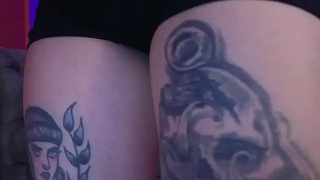 Snapshot of Julieta_Russell chatting on 19, 1, 2026 Julieta Russell online show from 19, 1, 2026