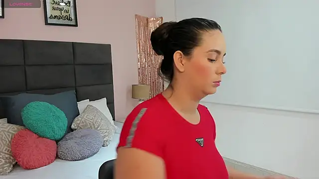 MadisonJenner online show from 13, 2, 2026