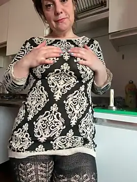 Sunbelxx online show from 26, 11, 2025