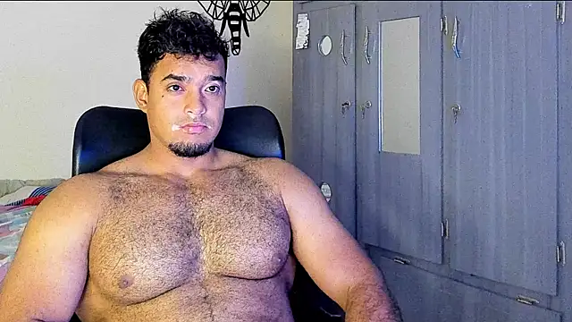 Big furry bear13 online show from 18, 1, 2025