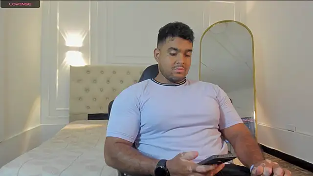 Big furry bear13 online show from 21, 3, 2026