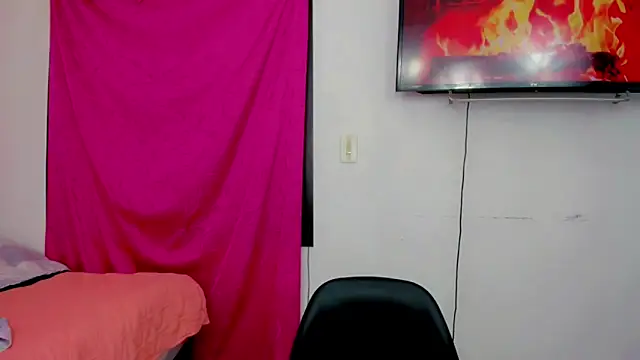 sunshine uwu22 online show from 6, 1, 2025