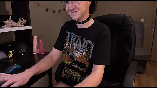 Snapshot of zackstivens chatting on 10, 2, 2025 zackstivens online show from 10, 2, 2025