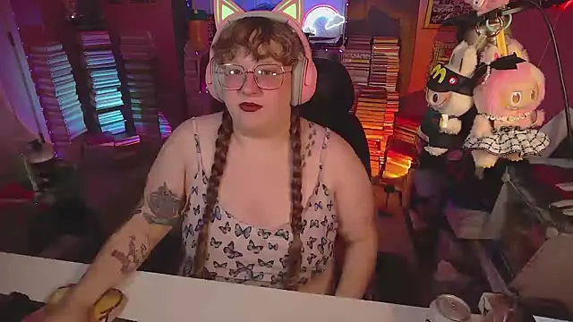 Snapshot of FatVeronica chatting on 30, 7, 2026 FatVeronica online show from 30, 7, 2026