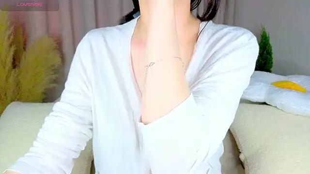 Snapshot of Embez-Damdang chatting on 29, 11, 2025 Embez-Damdang online show from 29, 11, 2025