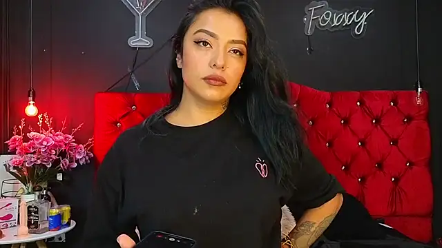 Snapshot of foxxy_nasty chatting on 4, 2, 2025 foxxy nasty online show from 4, 2, 2025