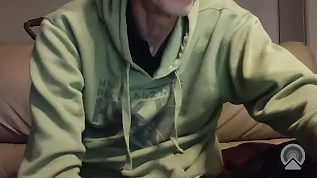 Snapshot of brenzs chatting on 20, 11, 2025 brenzs online show from 20, 11, 2025