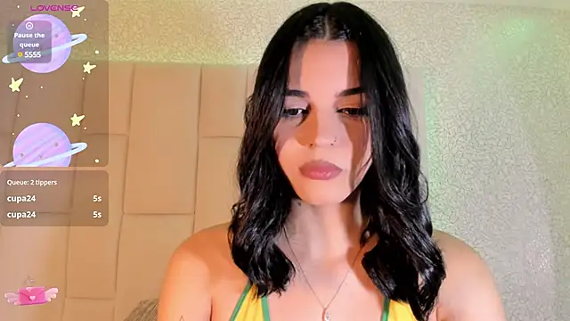 Summer walkerr online show from 13, 12, 2024