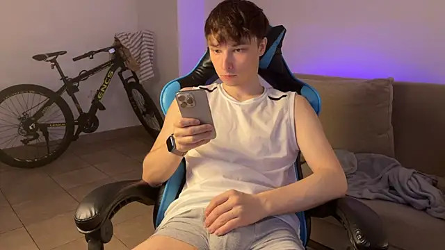 Snapshot of marcusmit chatting on 21, 11, 2025 marcusmit online show from 21, 11, 2025