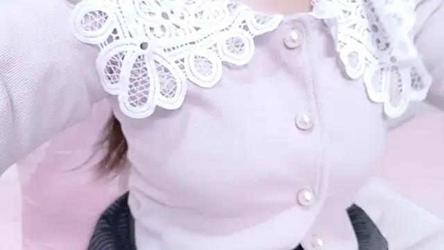 Snapshot of x--Miu--x chatting on 27, 11, 2025 x--Miu--x online show from 27, 11, 2025