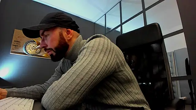 Snapshot of AronGrant chatting on 25, 2, 2025 AronGrant online show from 25, 2, 2025