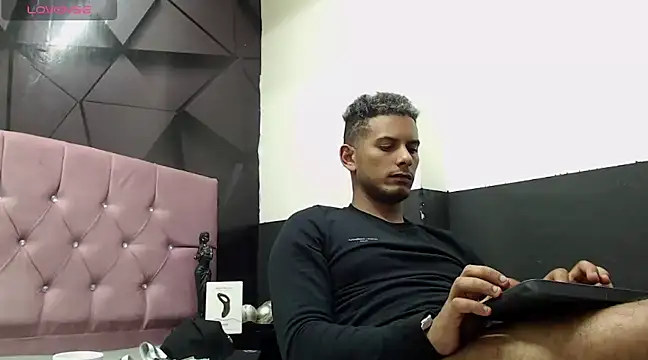 Chris Dick23 online show from 31, 12, 2024