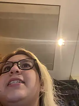 amooraaamoon online show from 27, 1, 2025