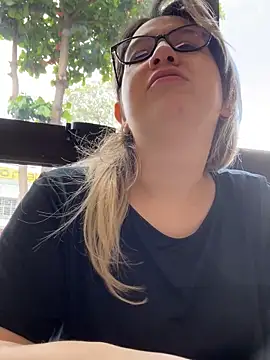 amooraaamoon online show from 19, 9, 2025