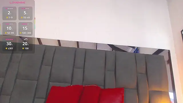 Snapshot of SELENA_BIGBOOBS chatting on 2, 12, 2025 SELENA BIGBOOBS online show from 2, 12, 2025