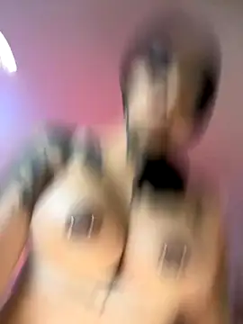 Snapshot of AbbyFtLuna chatting on 11, 10, 2025 AbbyFtLuna online show from 11, 10, 2025