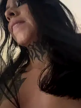 Snapshot of AbbyFtLuna chatting on 19, 10, 2025 AbbyFtLuna online show from 19, 10, 2025