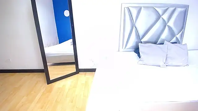 exotic karmella online show from 11, 10, 2025