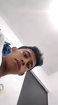 Flaquito pitudo online show from 17, 12, 2024