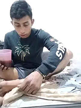 Flaquito pitudo online show from 18, 12, 2024