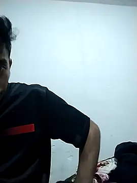 Flaquito pitudo online show from 28, 12, 2024