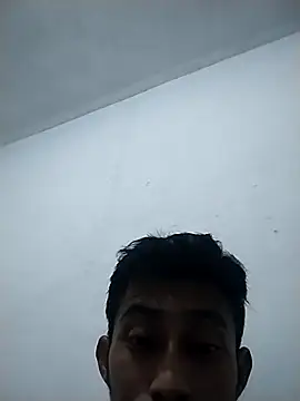 Flaquito pitudo online show from 1, 1, 2025