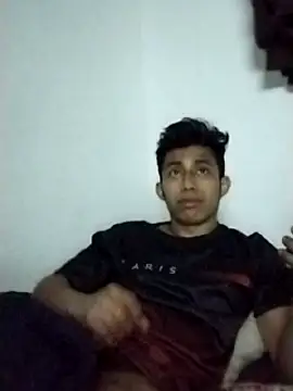 Flaquito pitudo online show from 4, 1, 2025