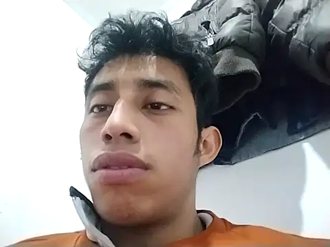 Flaquito pitudo online show from 12, 1, 2025