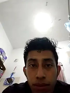 Flaquito pitudo online show from 15, 1, 2025